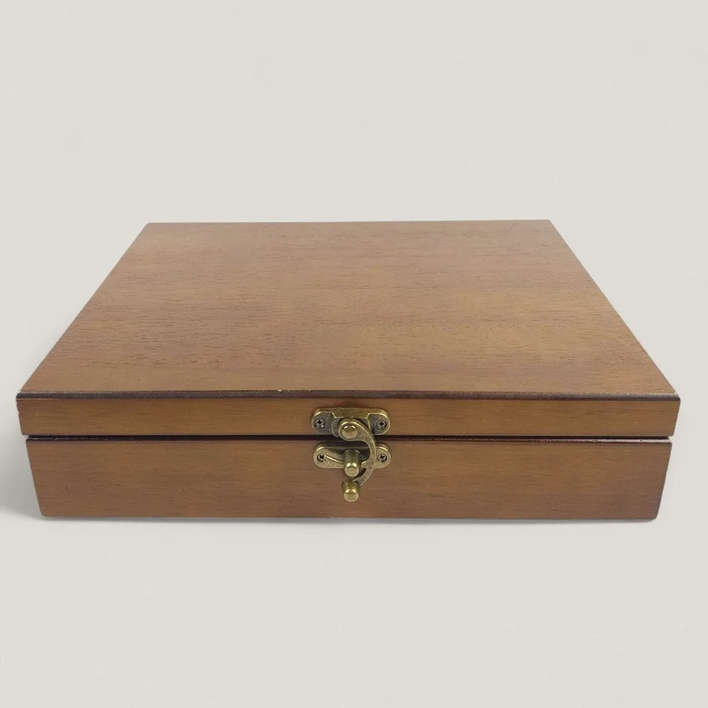 Wooden Valet Box Chess Piece Storage Case Jewelry Keepsake Memory Organizer 12